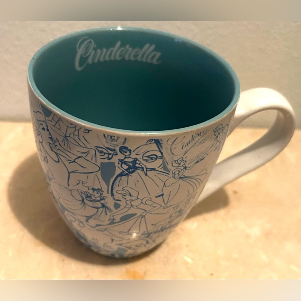 Disney Cinderella Mug. 16oz